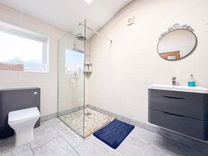 Photo 30- click for photo gallery